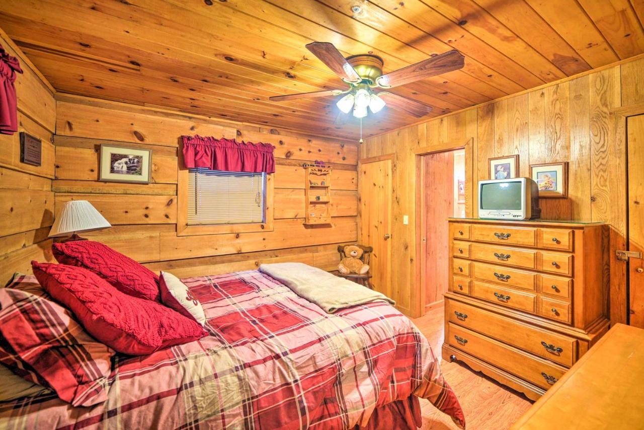 Cozy Tellico Plains Cabin With Large Mountain Creek! Экстерьер фото